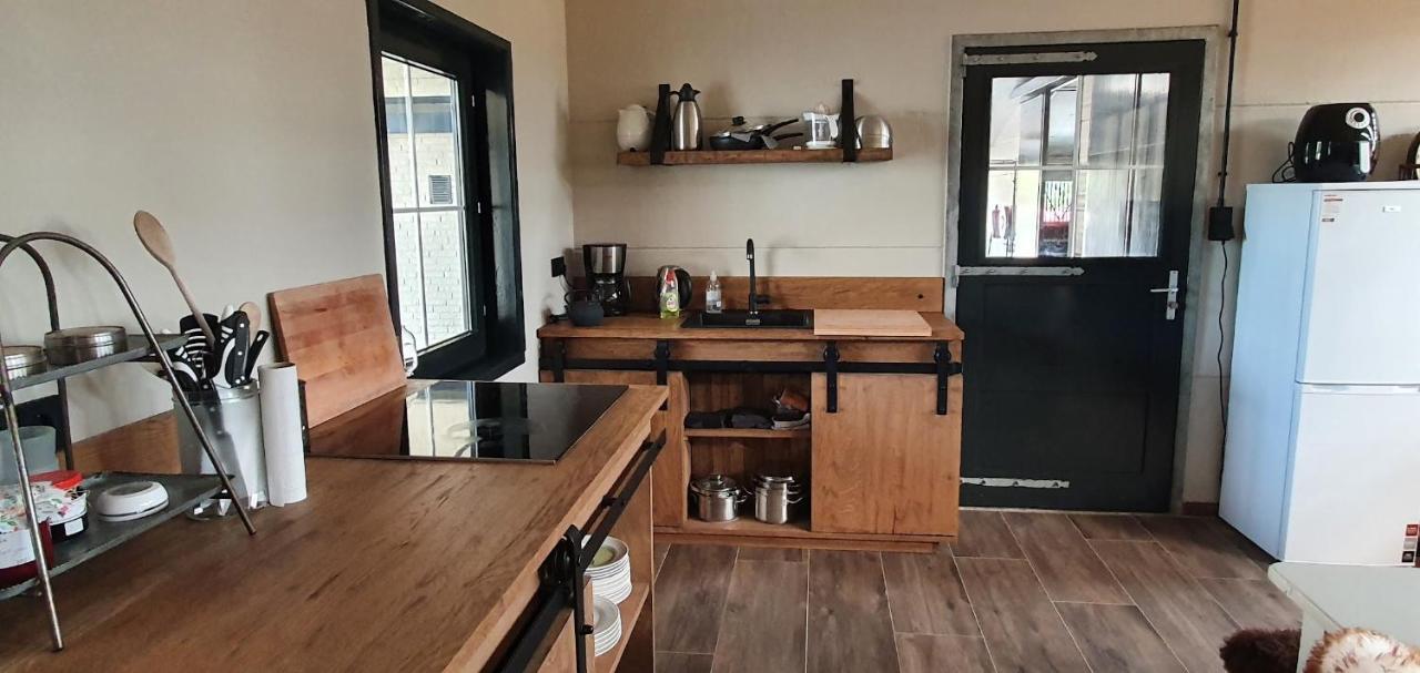 Luxe Gastenkamer Met Living En Keuken Bij Friezen Paarden Stal Pellendijk Westendorp Екстер'єр фото